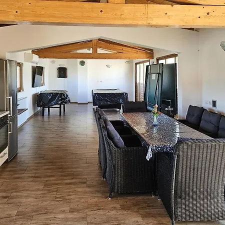 Awesome In Marcana With Kitchen Orbanići